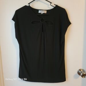 Kasper Black Keyhole Blouse